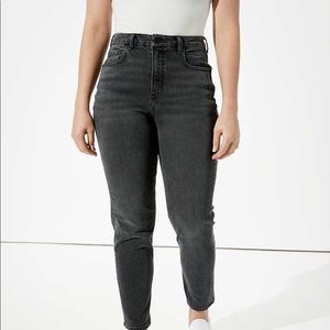 American Eagle Stretch Curvy Mom Jeans Black | Size 12